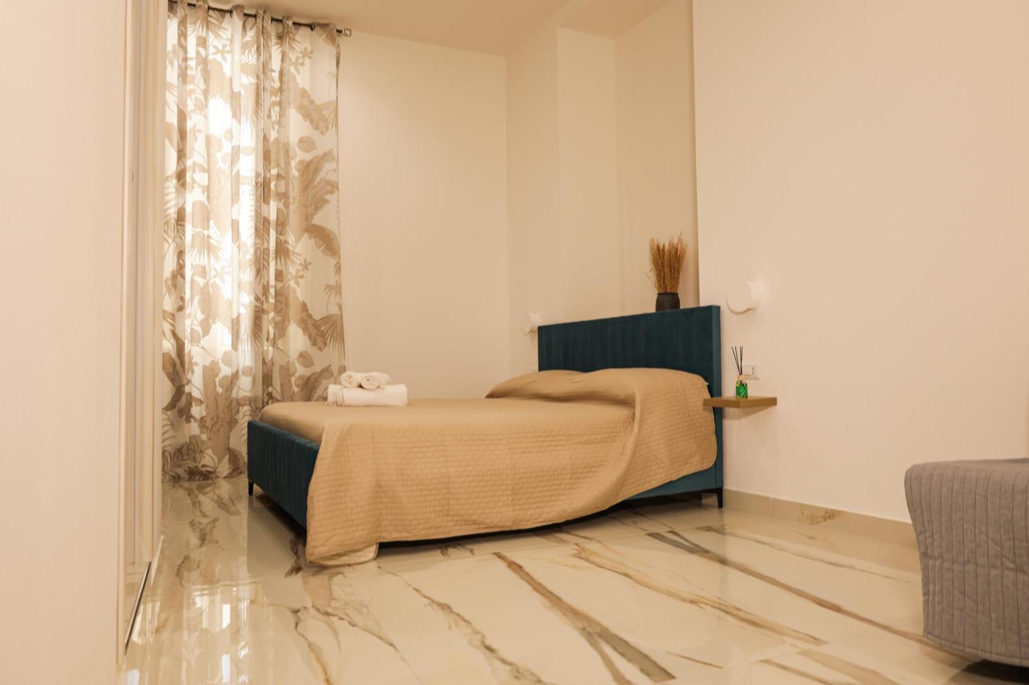 Napoli Station Rooms Kültér fotó